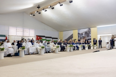 الملك وولي عهد أبوظبي يشهدان وضع حجر الأساس لمشروع سكة حديد العقبة - الشيدية – معان