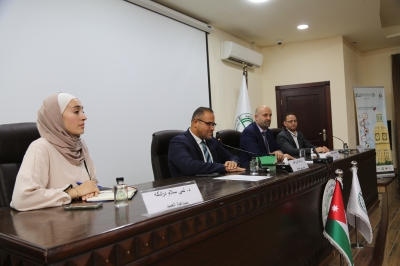  عميد كلية العمارة والتصميم في جامعة الزيتونة الأردنية يلتقي أعضاء الهيئة التدريسية لتعزيز التواصل الأكاديمي