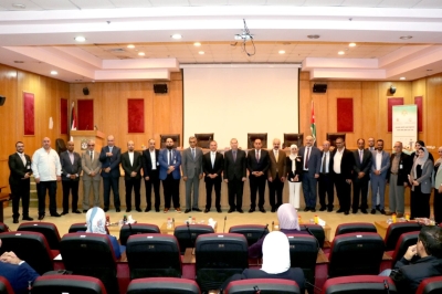 رئيس جامعة عمان العربية يزور دائرة الأحوال المدنية والجوازات ويفتتح ملتقى المهارات الرقمية لتطوير كفاءات الموظفين