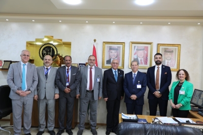 رئيس جامعة عمان العربية يستقبل وفداً من جامعة دجلة العراقية لتعزيز التعاون الأكاديمي وتفعيل الاتفاقية المشتركة