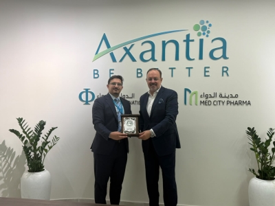 كلية الصيدلة في جامعة الزيتونة الأردنية تنظم زيارة ميدانية إلى الشركة الدولية للصناعات الدوائية لتعزيز التعاون المشترك