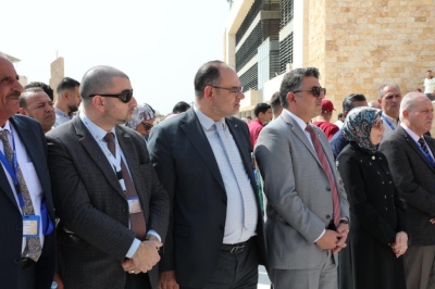 جامعة عمان العربية تنظّم وقفة شجب واستنكار وتؤكد وقوفها صفًا واحدًا خلف القيادة الهاشمية والأجهزة الأمنية - صور