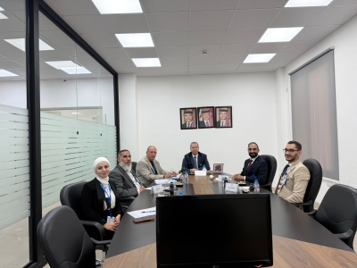 رئيس جامعة عمان العربية يبحث خطط تطوير الكلية التقنية في الجامعة وتوسيع برامجها وتعزيز شراكاتها