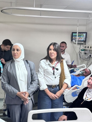 نواب وقيادات حزب الاتحاد الوطني الأردني يزورون مصابي أحداث الكرك في المدينة الطبية