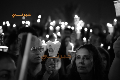وقفة شموع وصلاة أمام كنيسة قلب يسوع الأقدس في تلاع العلي تضامنا مع شهداء حادثة الكرك