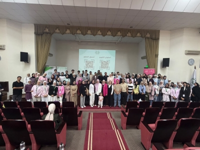 كلية الصيدلة في جامعة الزيتونة الأردنية تنظّم يومًا توعويًا حول دور الصيدلة في التوعية بسرطان الثدي