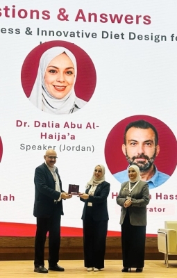 الدكتورة أبو الهيجاء من عمان العربية تشارك في المؤتمر الثالث لتغذية الأطفال في جامعة قطر