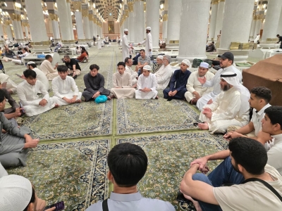 كلية الشريعة في جامعة عمان العربية تنظّم رحلة عمرة للطلبة الوافدين من كمبوديا ضمن برنامج (على بصيرة)