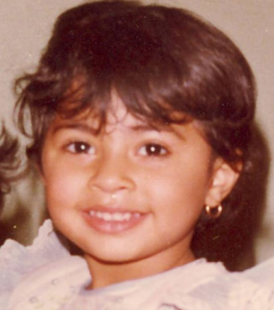 صورة نادرة من طفولة الفنانة روبي