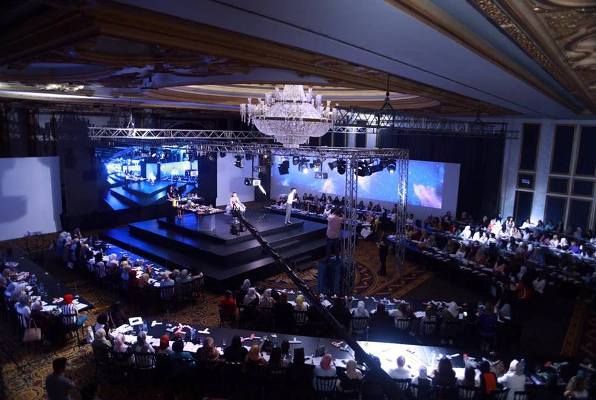 (جايكوب لمبز) يعقد أكبر دورة تدريبية مختصة بالتجميل بالأردن