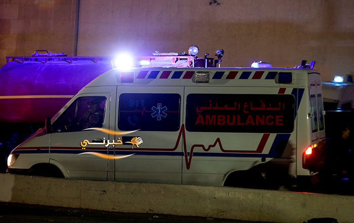 6 إصابات بحريق في عريفة مول - صور