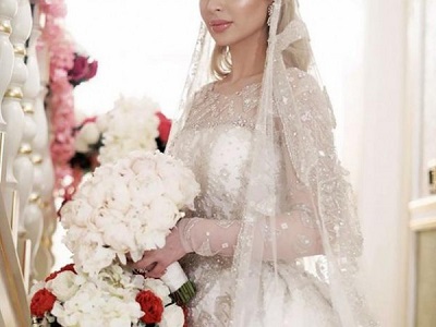 فستان زفاف بنصف مليون دولار - صورة