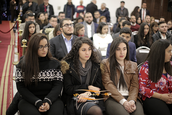 إضاءة شجرة الميلاد في جمعية الهلسة