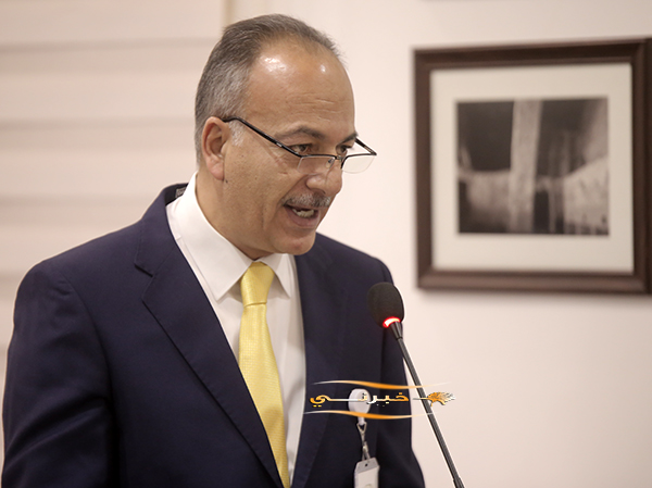 إضاءة شجرة الميلاد في جمعية الهلسة