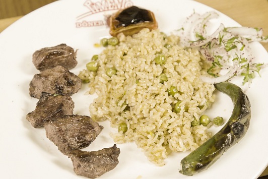 مطعم أردني يقدم لحوم الغزال