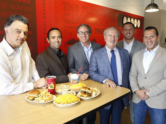 عائلة اردنية تملك سلسة مطاعم شهيرة باميركا 