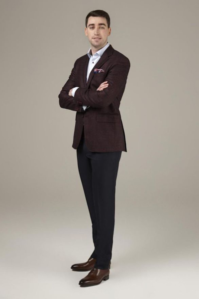 للرجل  .. نصائح للأناقة بملابس غير رسمية -صور