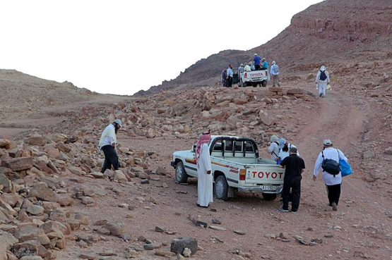 زيارة اليهود لمقام هارون لم تكن الاولى - صور