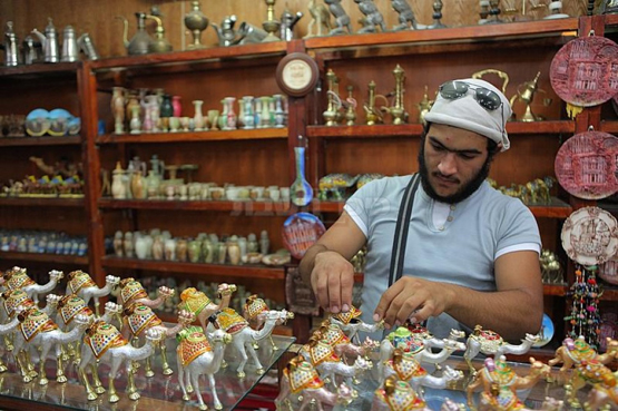 زيارة اليهود لمقام هارون لم تكن الاولى - صور