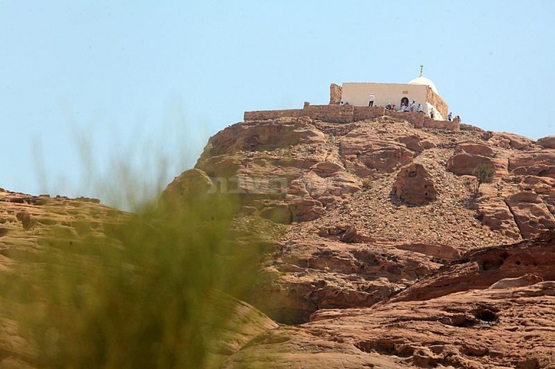 زيارة اليهود لمقام هارون لم تكن الاولى - صور