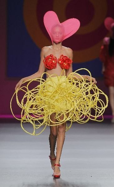 اغرب صيحات الموضة! -صور