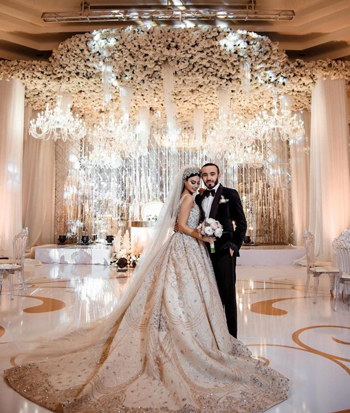 حفل زفاف اسطوري لاول عارضة ازياء يمنية 