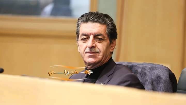 الرزاز: لا شيء يوضع بالأدراج - صور