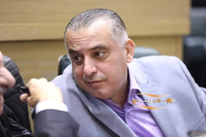 الرزاز: لا شيء يوضع بالأدراج - صور