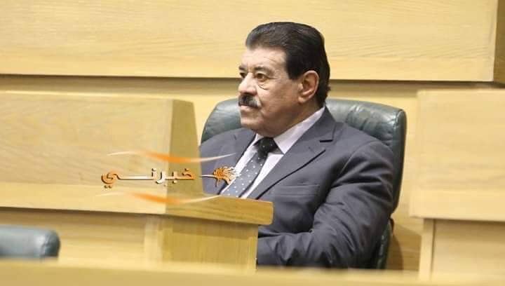 الرزاز: لا شيء يوضع بالأدراج - صور