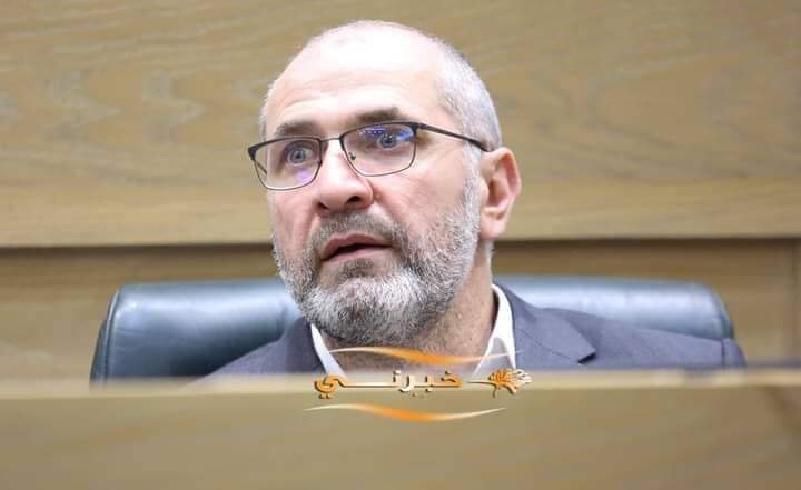 الرزاز: لا شيء يوضع بالأدراج - صور