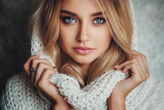 ما الدول التي لديها العدد الأكبر من ذوي العيون الزرقاء