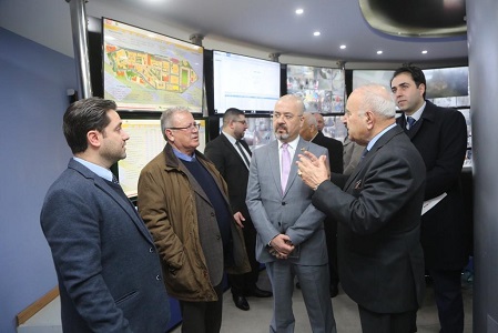 السفير العراقي يزور جامعة البترا