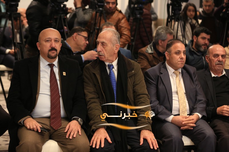 الصباح يدشن مصفاة بترول بالأردن