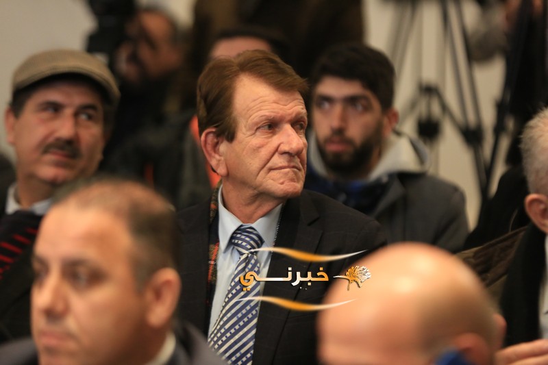 الصباح يدشن مصفاة بترول بالأردن