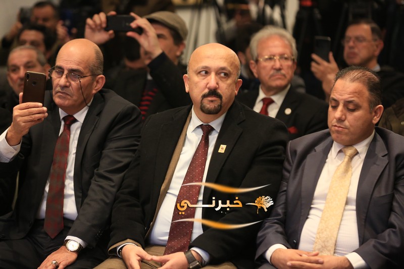 الصباح يدشن مصفاة بترول بالأردن