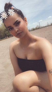 رهف السعودية بالمايوه