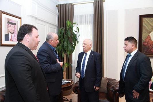 العيسوي يعقد عدة لقاءات