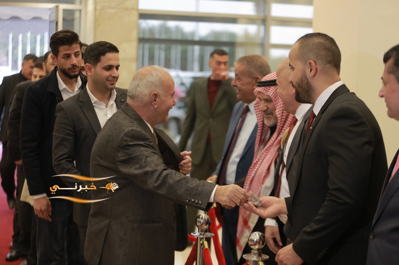 العوايشة يولم بمناسبة زفاف ابنه -  صور