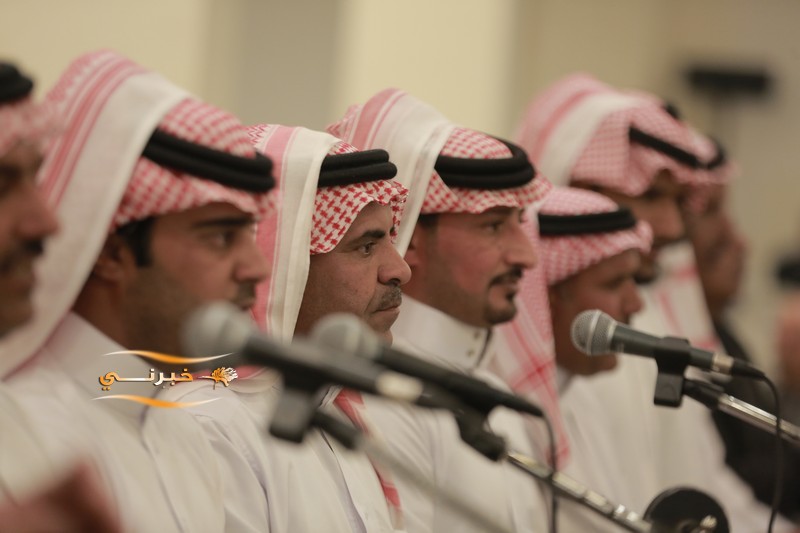 العوايشة يولم بمناسبة زفاف ابنه -  صور