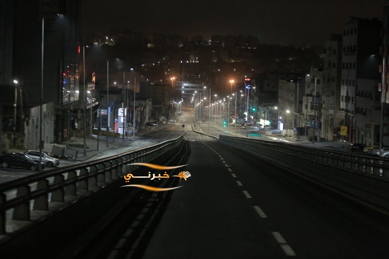 الجيش يغلق عمان والمحافظات - صور