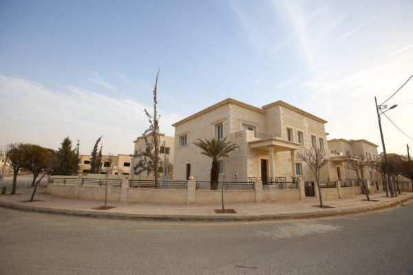 فينيكس القابضة تطلق حملة خصومات على اسعار فلل الجاردنز السكنية بالزرقاء