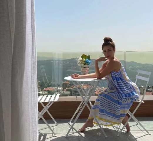 مريام فارس تثير الجدل بظهورها الأخير - صورة 