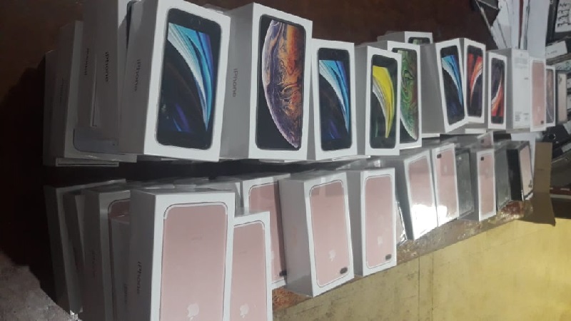 احباط تهريب حشيش وخلويات -  صور