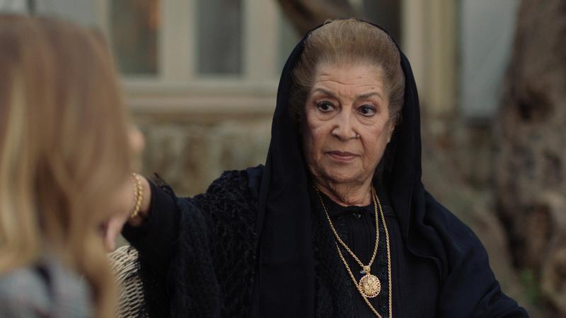 منى واصف أنتظر الهيبة 5 وسعيدة بـ تيم حسن