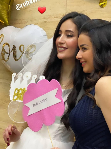 روعة السعدي تودع العزوبية.. وشقيقتها روعة تعلق -صور