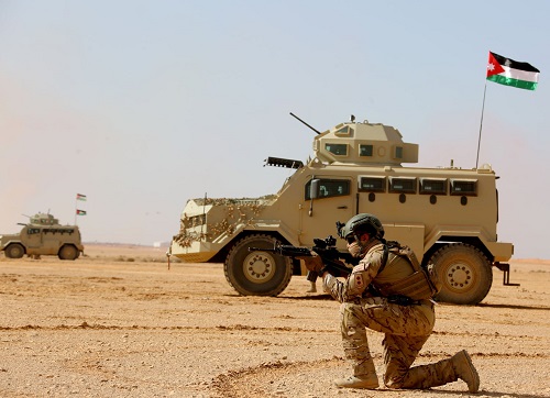 مدرعات الوحش الأردنية الصنع تدخل الخدمة - صور 