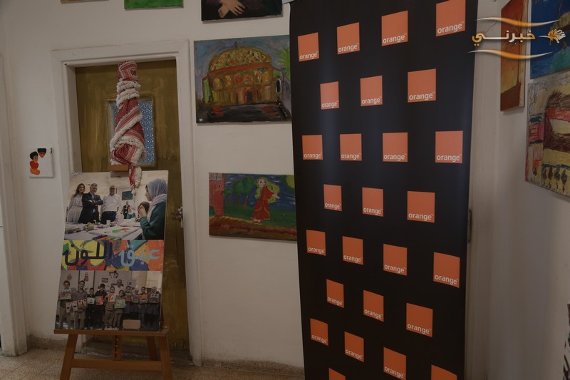 أورنج الأردن تدعم معرضاً لأعمال الطلبة المكفوفين وذوي الإعاقة البصرية