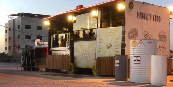 إغلاق كشك (مناحي) ومنع باص بوظة من البيع