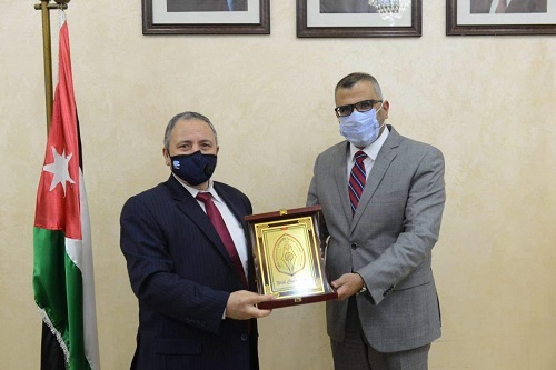 تقنية الطفيلة تكرم الهنداوي والسعود