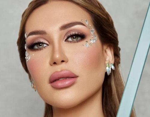 تشبيه الدكتورة خلود بـ مايا دياب بعد تغيّر ملامحها - صور 